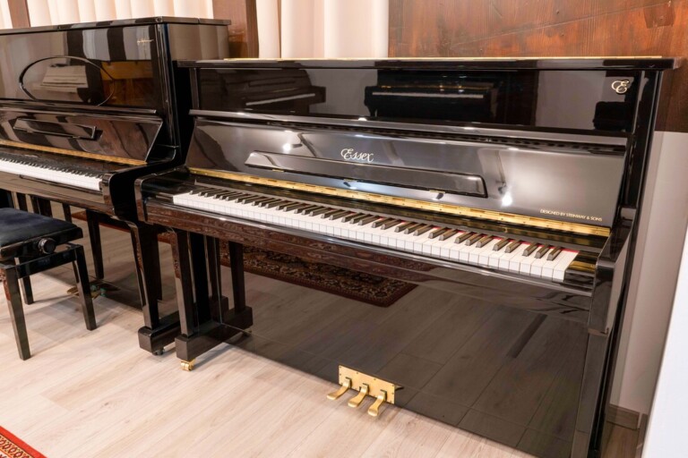 Essex EUP-116 – designed by Steinway