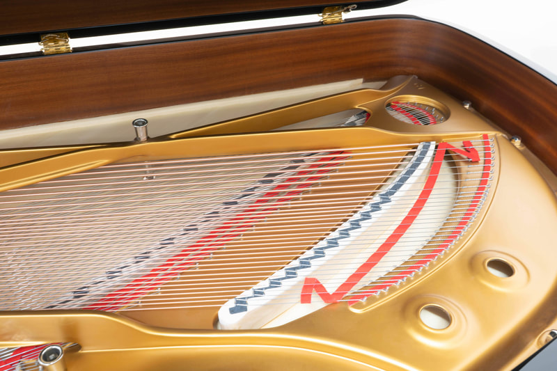 Steinway & Sons - Modell C-227