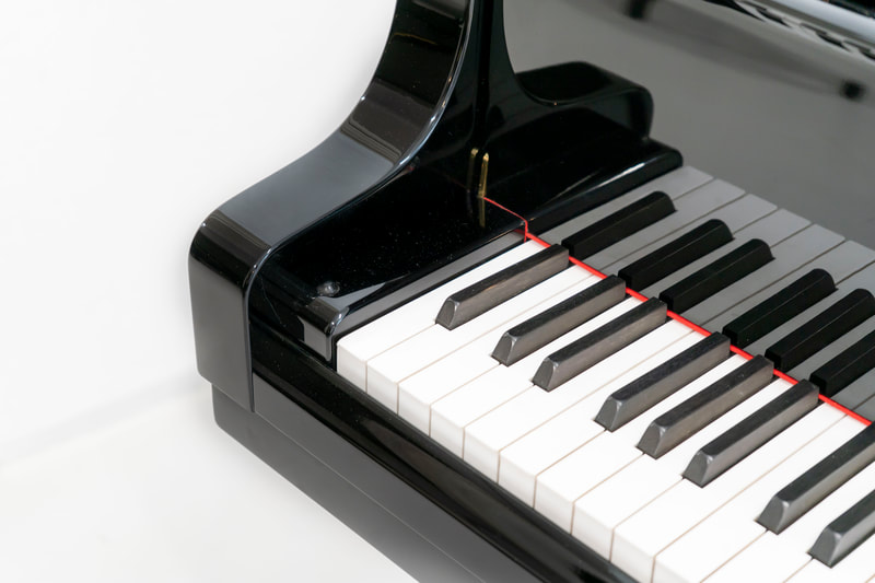Steinway & Sons - Modell B-211