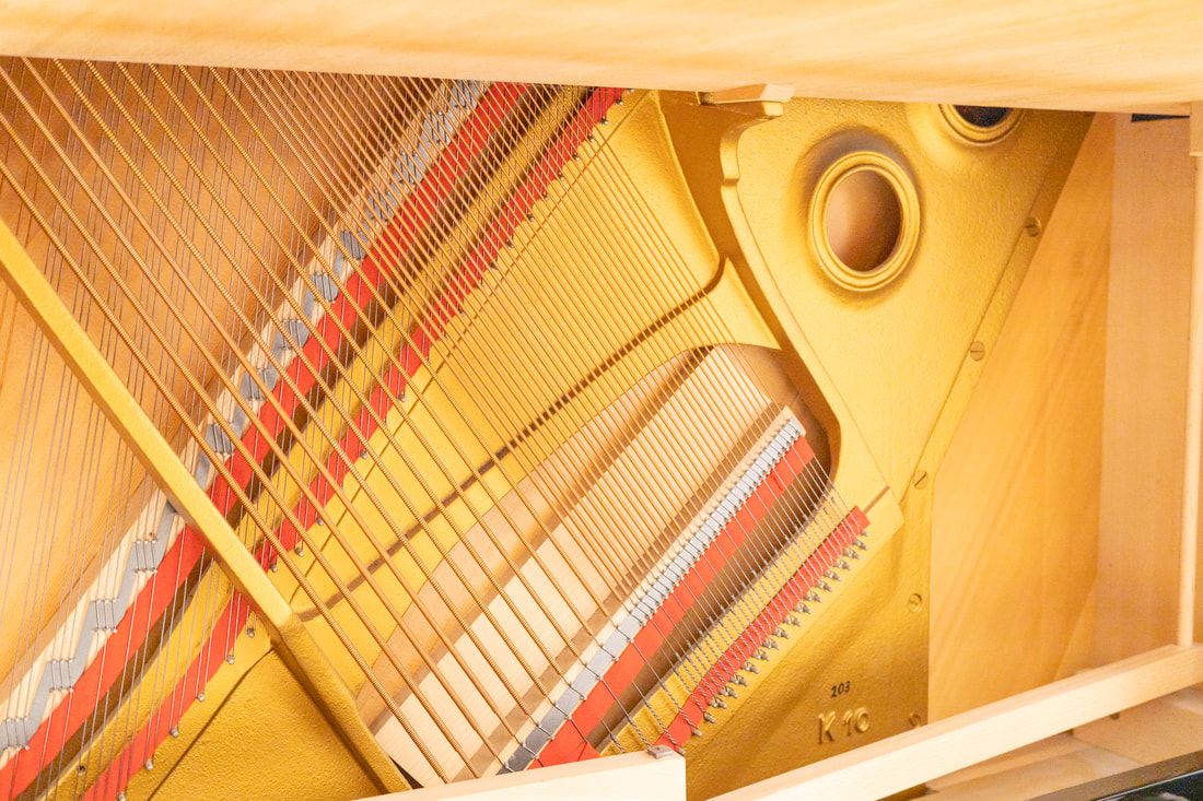 Steinway & Sons - Modell K-132