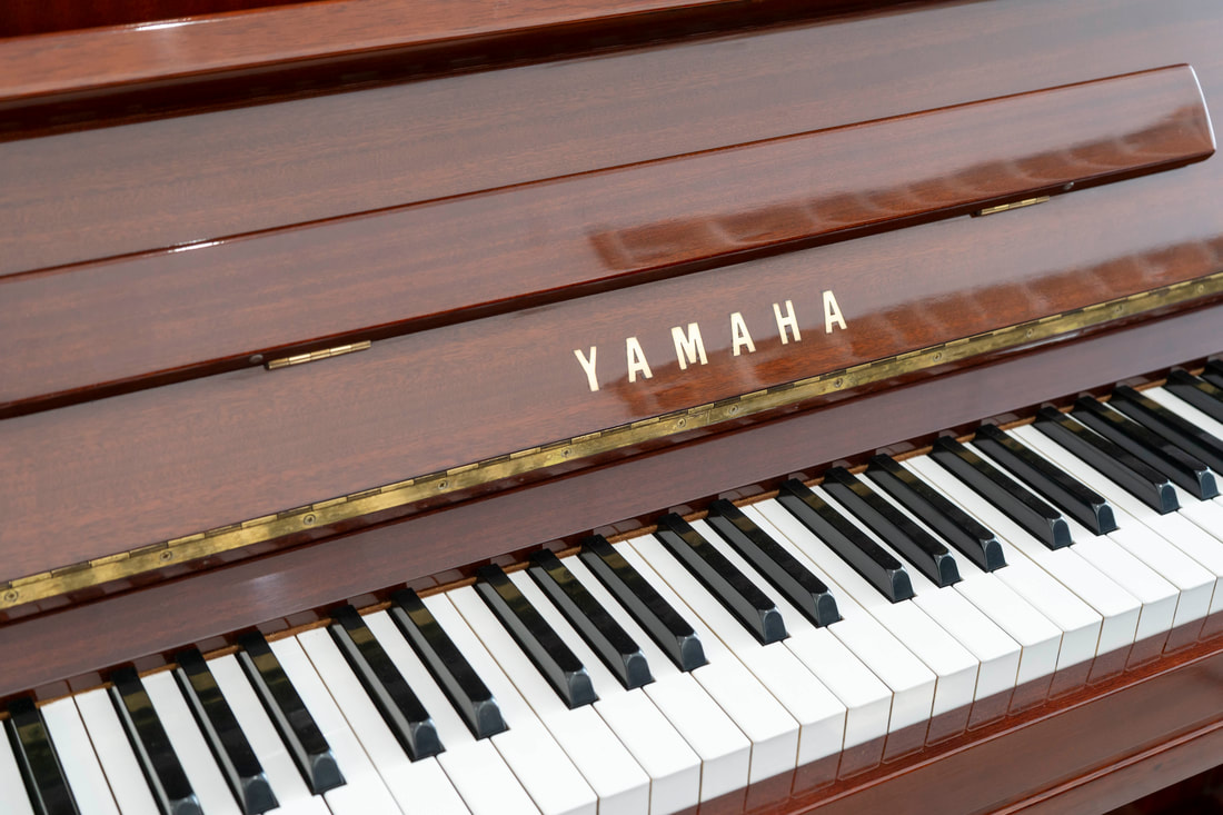 Yamaha U3 - Konzertklavier in Mahagoni