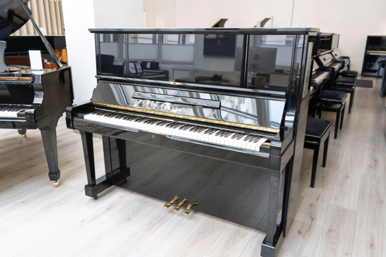 Yamaha UX3